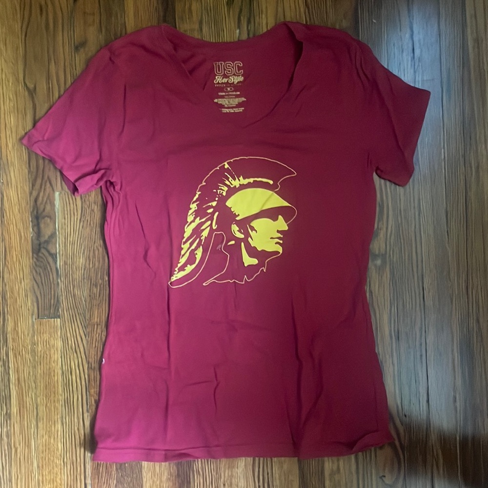 USC Women’s Medium Shirt